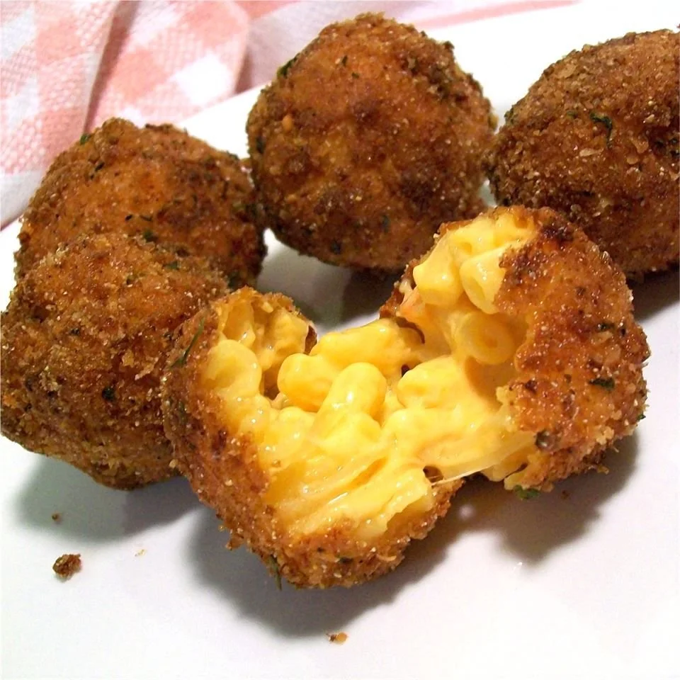 Crispy Fried Mac and Cheese Balls served with dipping sauce