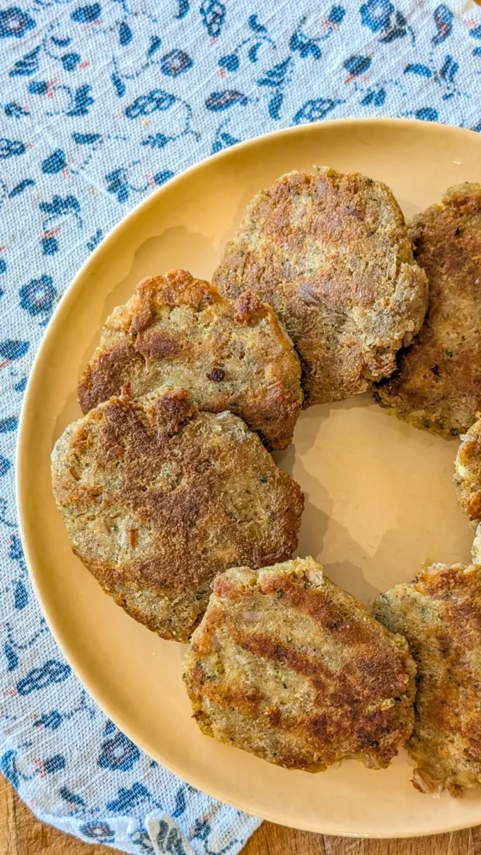 Delicious crab cakes served at Joe's Crab Shack with fresh ingredients.