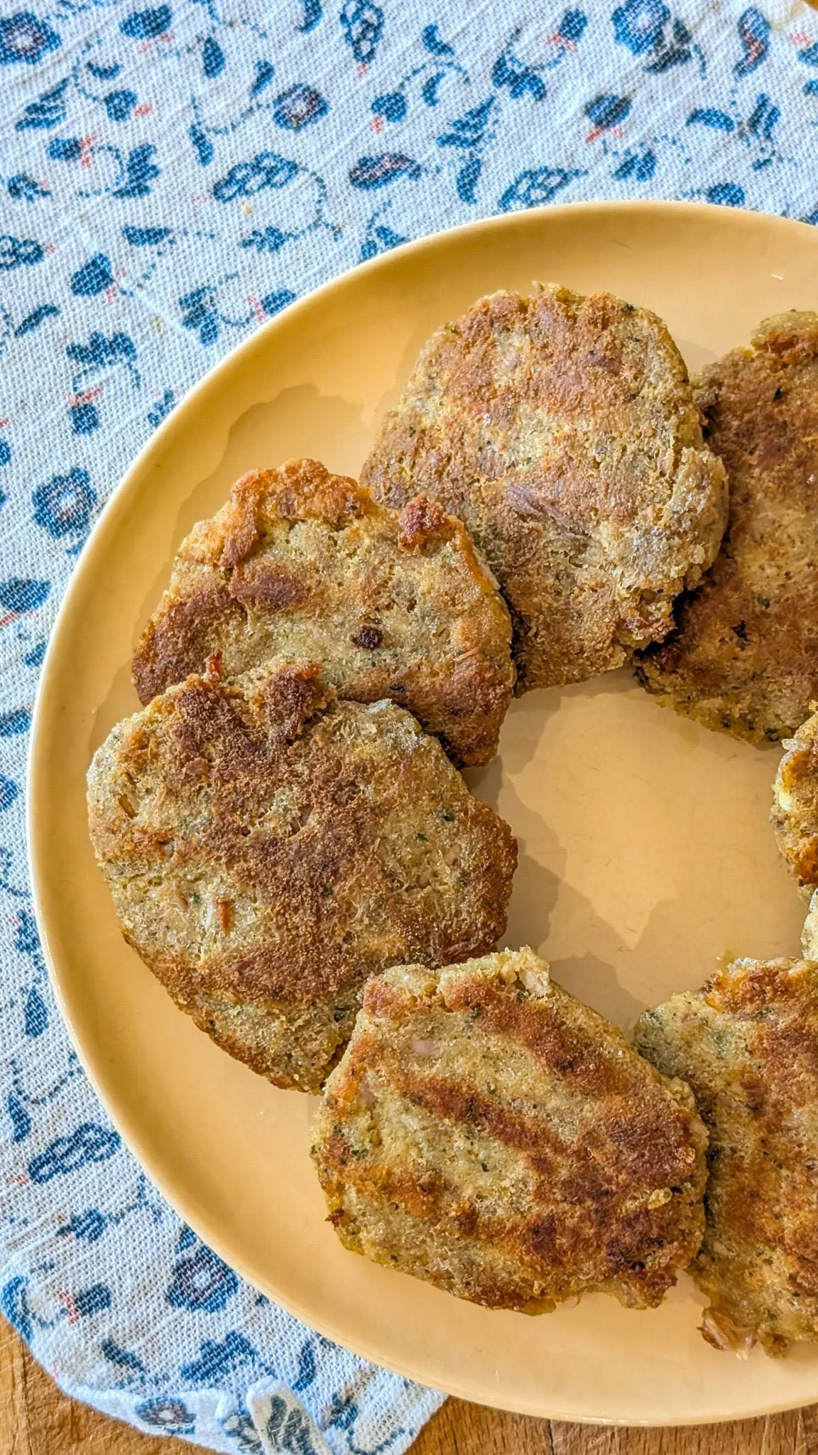 Delicious crab cakes served at Joe's Crab Shack with fresh ingredients.